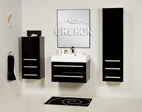 Duże lustro łazienkowe w czarnej aluminiowej ramie