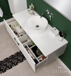 Biała szafka z nablatową dolomitową umywalką z serii Petto Bianco