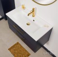 Granatowa szafka łazienkowa 80cm ze złotymi uchwytami