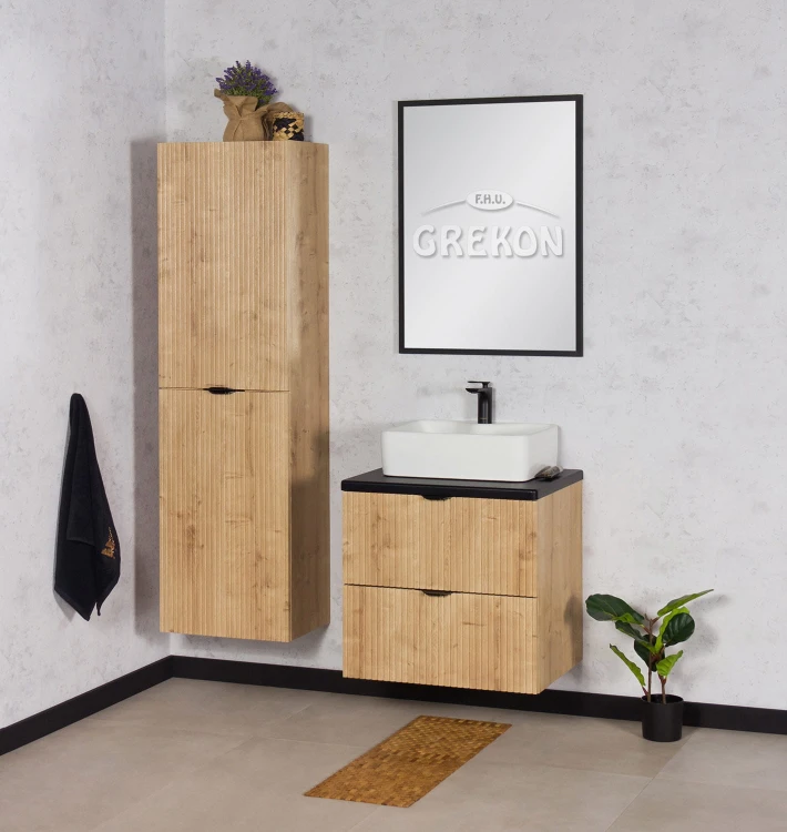 Eleganckie meble łazienkowe Brendo z imitacją lameli