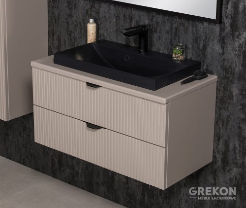 Elegancka szafka łazienkowa w kolorze fume mat z czarną nablatową umywalką