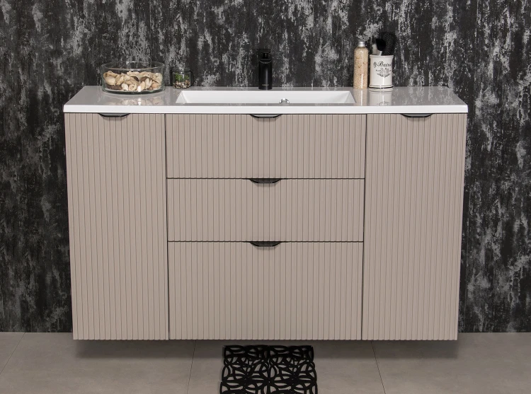 Szafka łazienkowa 120 cm z trzema szufladami
